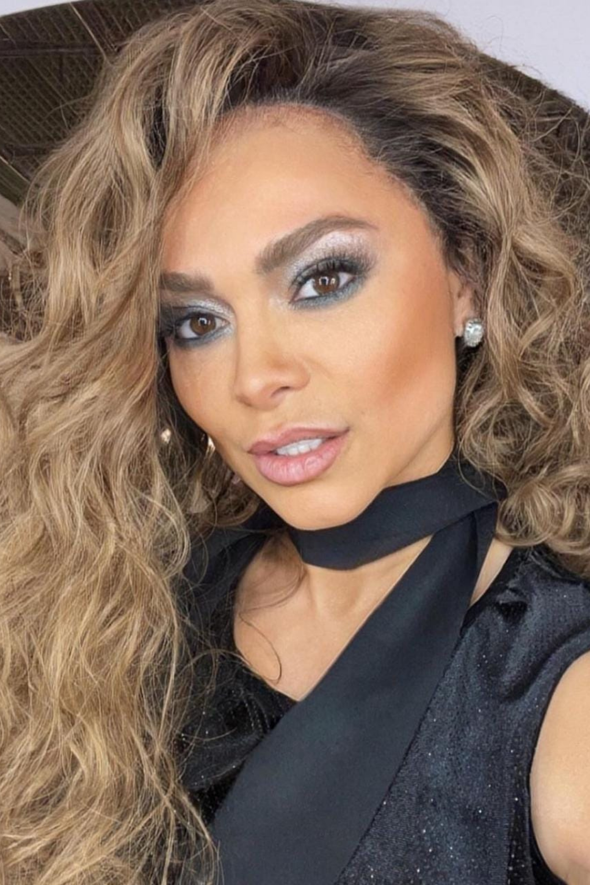 Antonella Ríos The Covers (1)