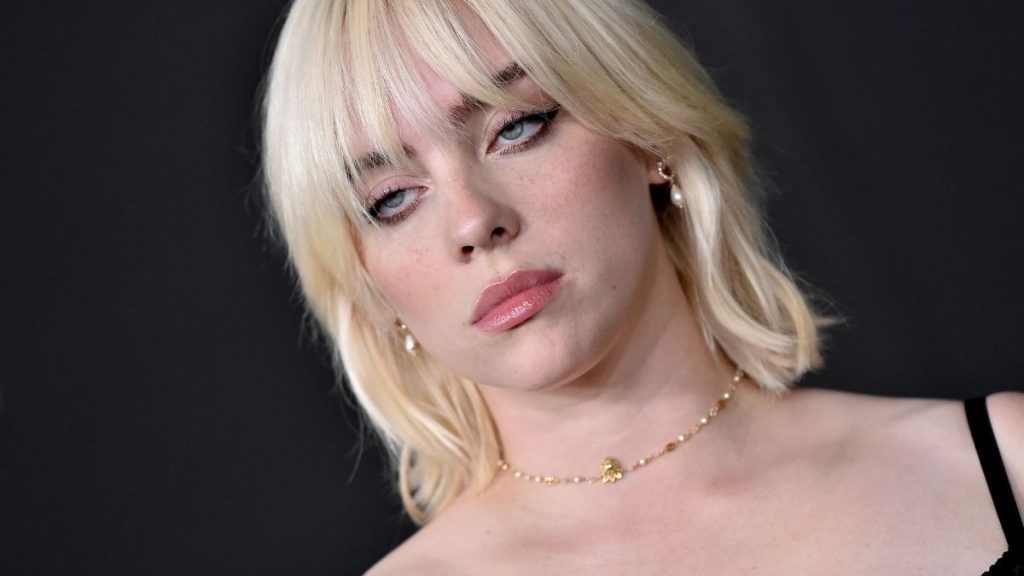 Billie Eilish Plaza Sesamo