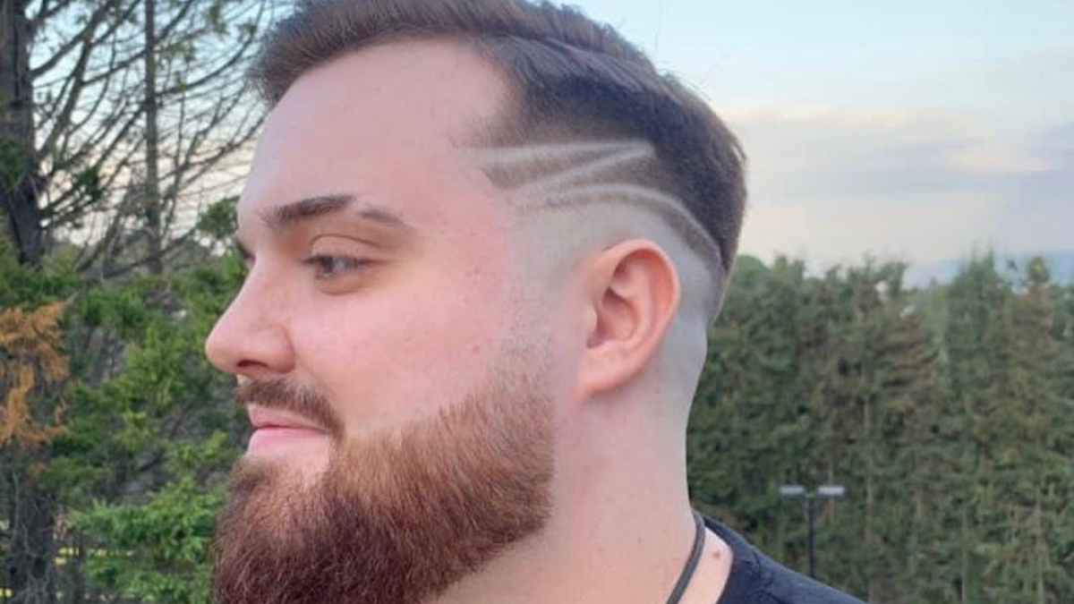 Ibai Llanos no quiso mandarle un saludo vía streaming a José Antonio Kast: "Noo a Kast no"