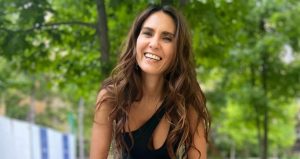 Yazmín Vásquez arrasa con sensual baile en micro bikini