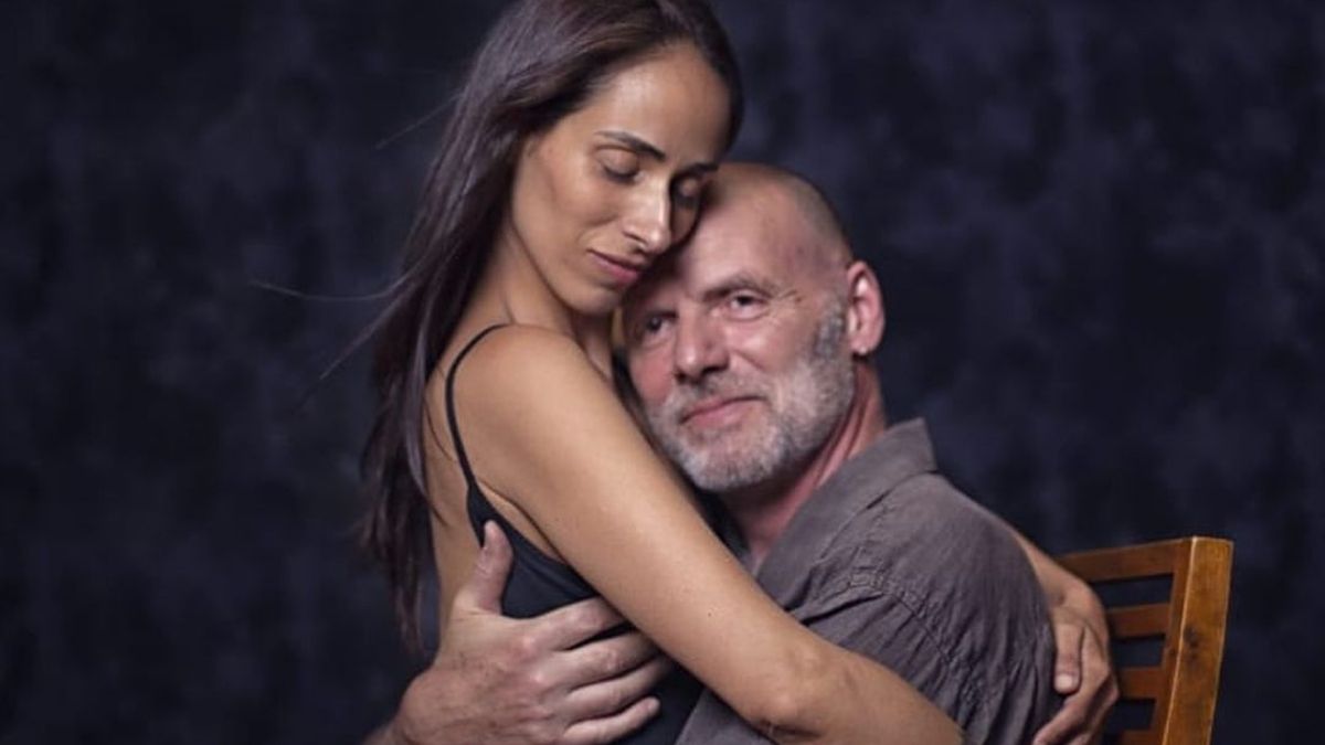 Bastián Bodenhöfer celebró tres años de relación con romántica foto