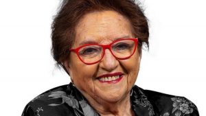 Dra. Cordero dio su pésame a la familia de Lucía Hiriart y criticó las celebraciones tras su muerte