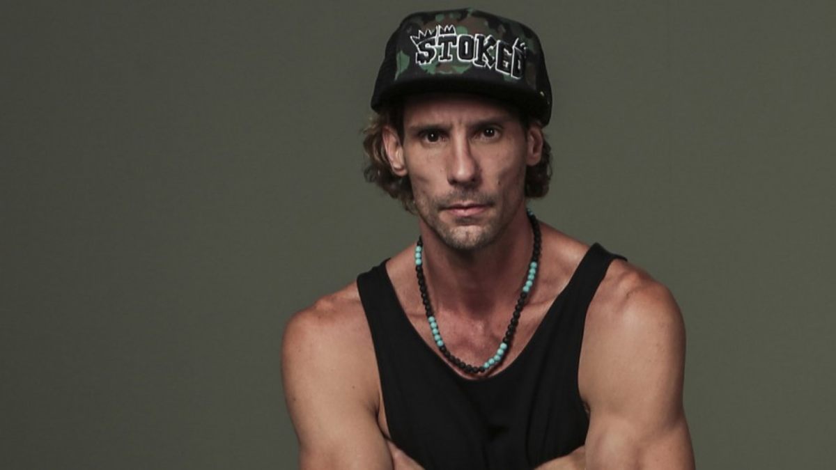 Gonzalo Valenzuela celebra el reconocimiento que recibió por su papel en "Demente"