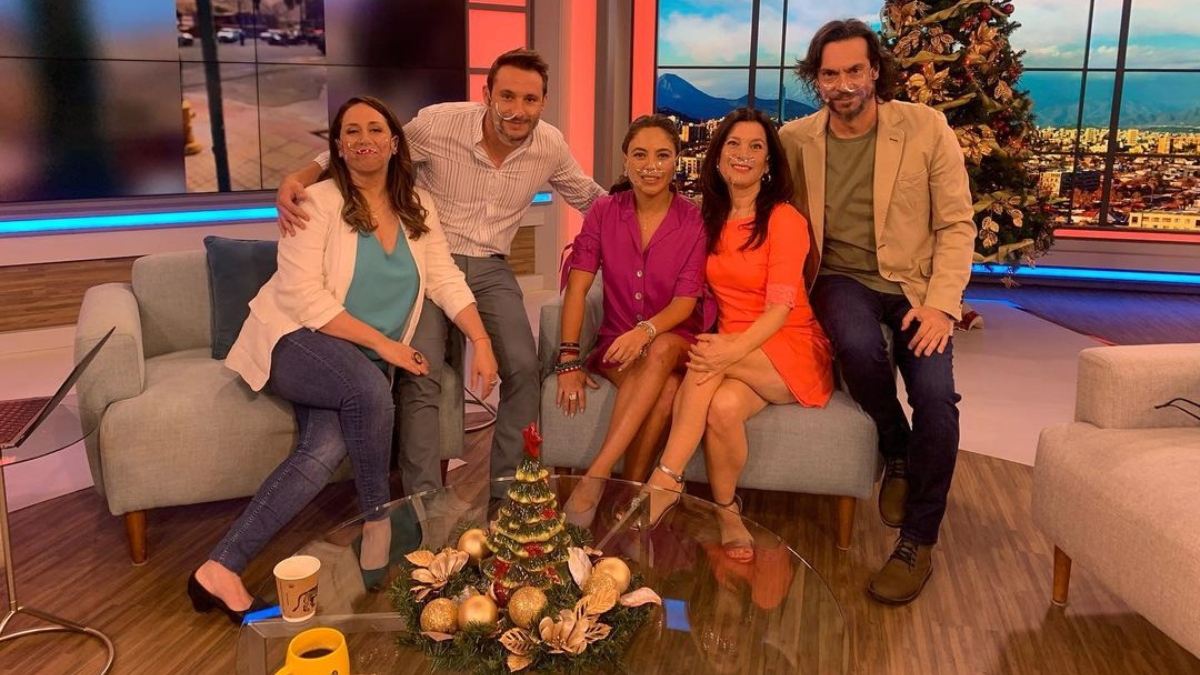 "¿Te vas a cambiar de canal?": Error de Mirna Schindler en "Tu Día" desató risas en panelistas