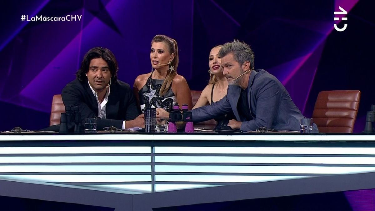 "¿Seguimos?": Julián Elfenbein bromeó sobre el cambio de investigadores en «¿Quién es la Máscara?»