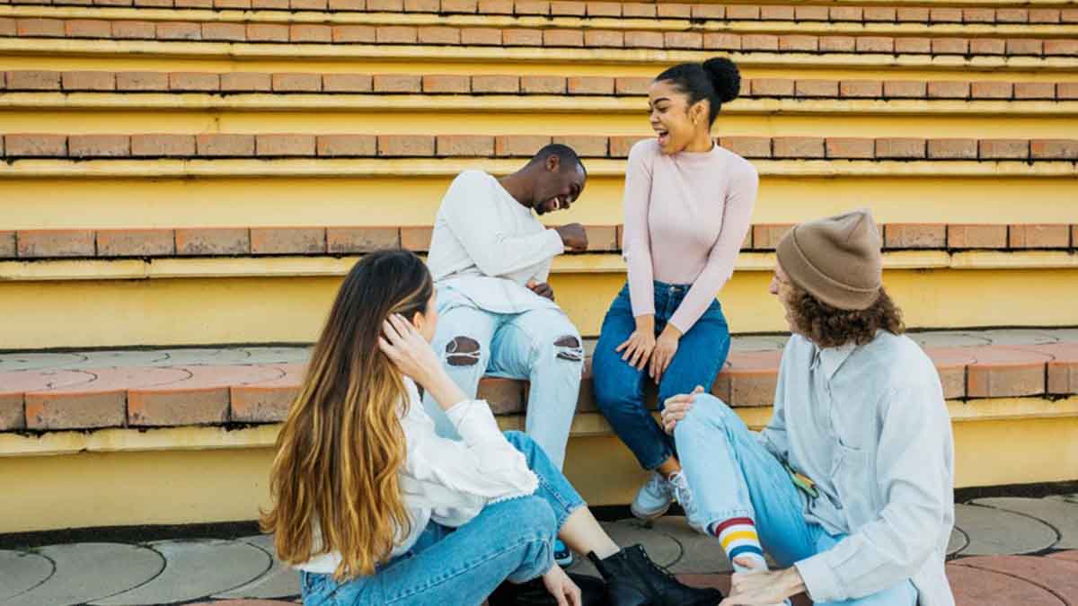 ¿Qué significa soñar con amigos?