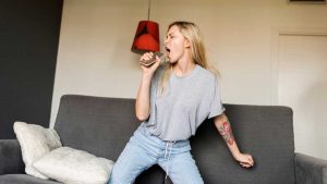 ¿Qué significa soñar con cantar?