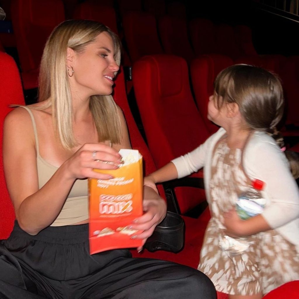 Gala Caldirola Sobre 2022