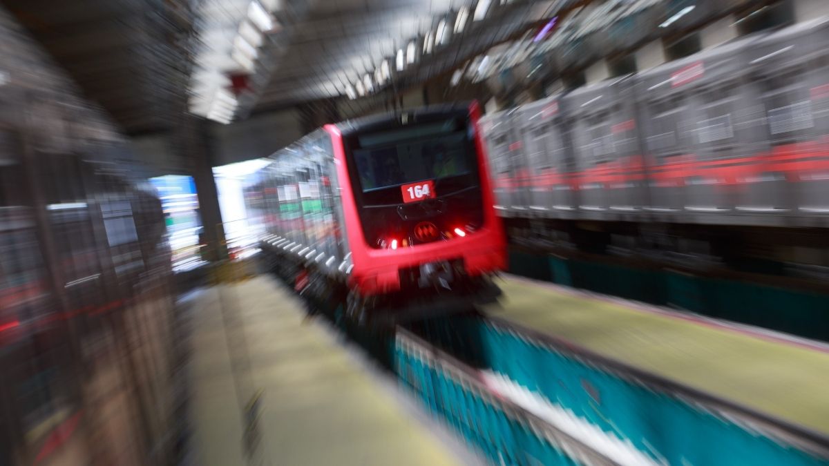 "Nadie hizo nada": Pasajera agredida en el Metro lamenta no haber sido defendida
