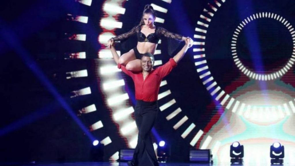 Angel Torrez Aqui Se Baila (2)