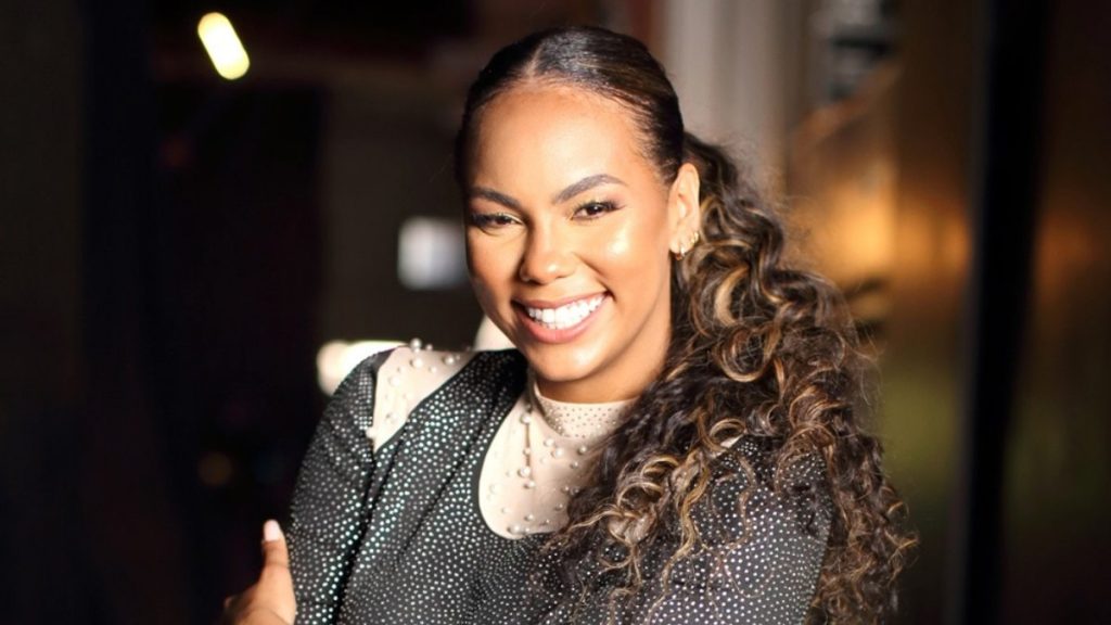 Aqui Se Baila Betsy Camino