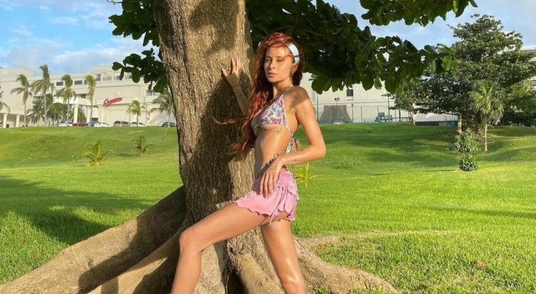 Cami sube la temperatura con veraniegas fotos en bikini