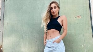 Mujer denuncia a Daniela Castro luego de ser atacada por el perro de la influencer