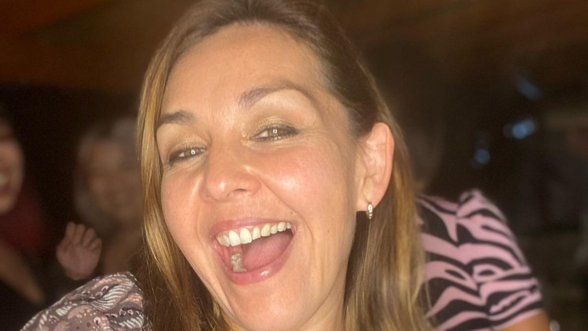 ¡De guatita al sol! Denisse Malebrán subió foto en bikini y sorprendió a seguidores