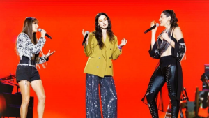 Francisca Valenzuela olvidó la letra al subir al escenario a cantar junto a Ha*Ash en el Festival de Las Condes