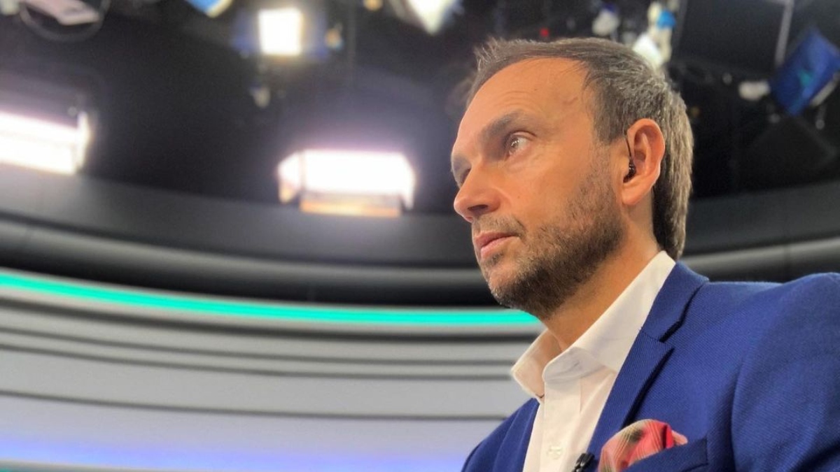 ¡Viejito pascuero atrasado! Rodrigo Sepúlveda volvió de sus vacaciones y sorprendió con regalos