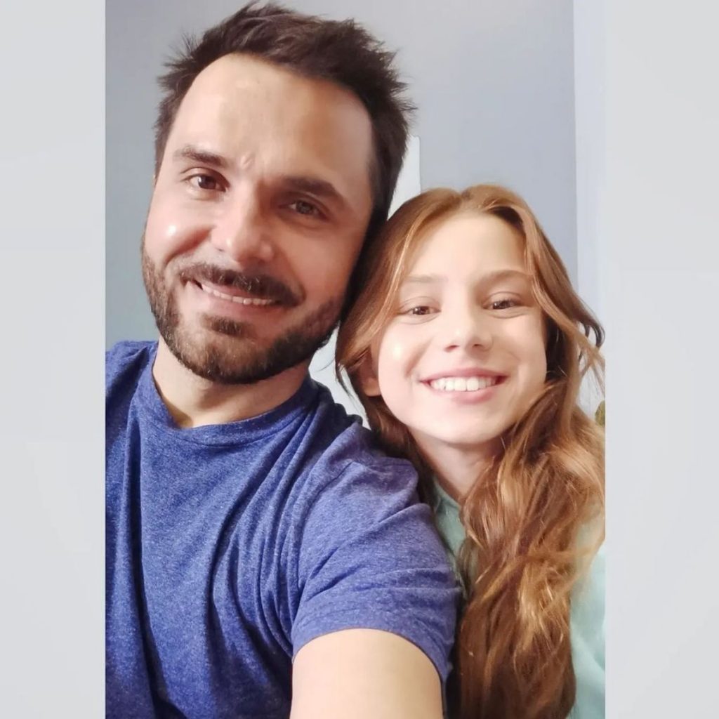 Álvaro Ballero Y Su Hija