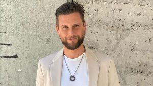 JP Cretton regresa a Chile y se lamenta porque no puede ver a Pamela Díaz: “la extraño tanto”