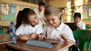 ¿Tablet o computador? Elige lo mejor de la tecnología junto a Escolares LIDER