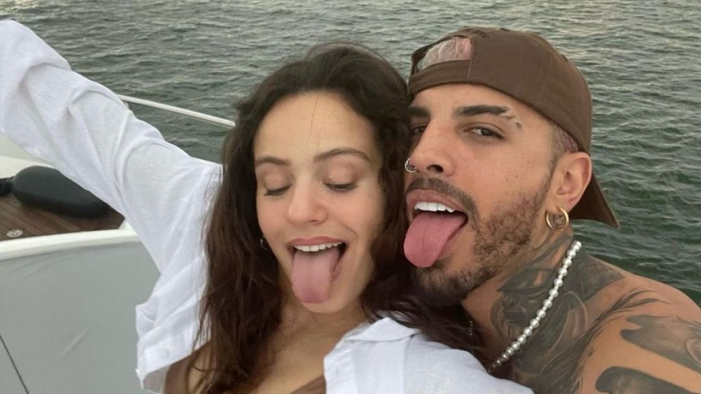 Rauw Alejandro Y Rosalía En San Valentín