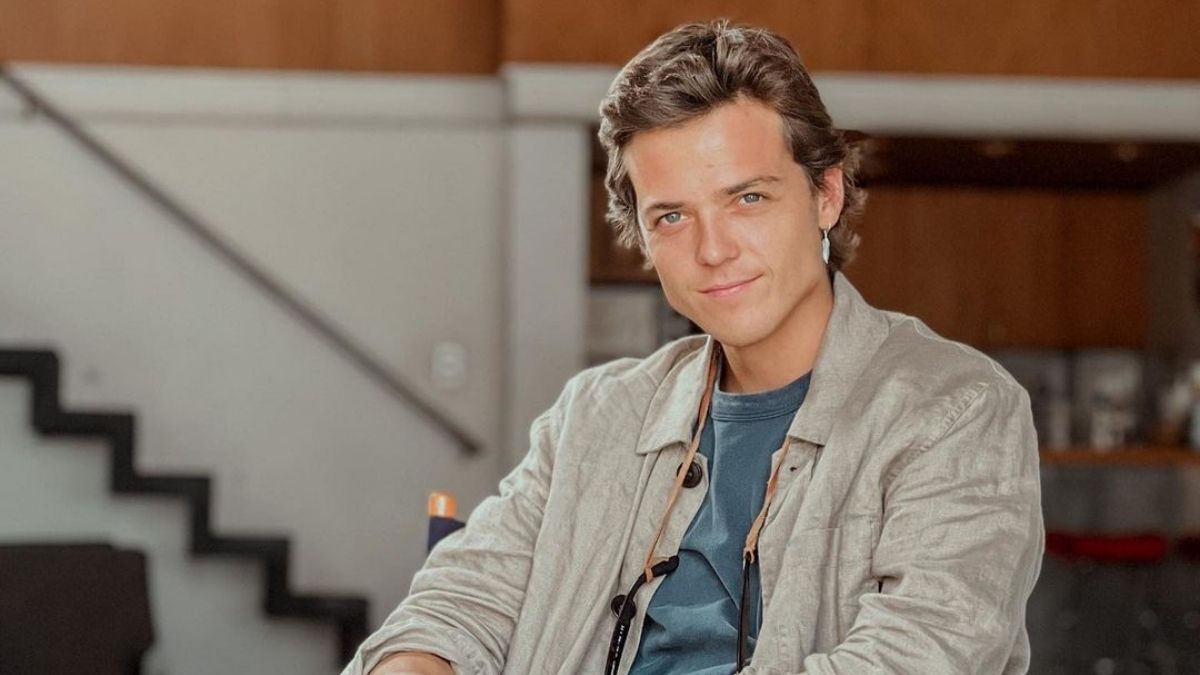 Simón Pesutic sube la temperatura con fotos sin polera