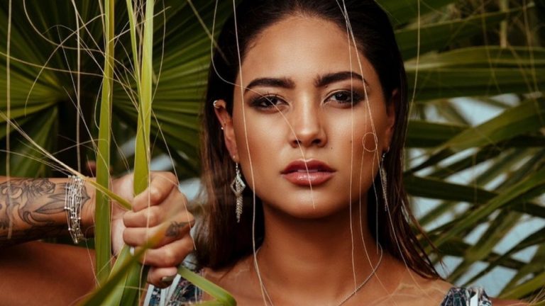 Camila Recabarren deja Chile y sorprende a sus seguidores