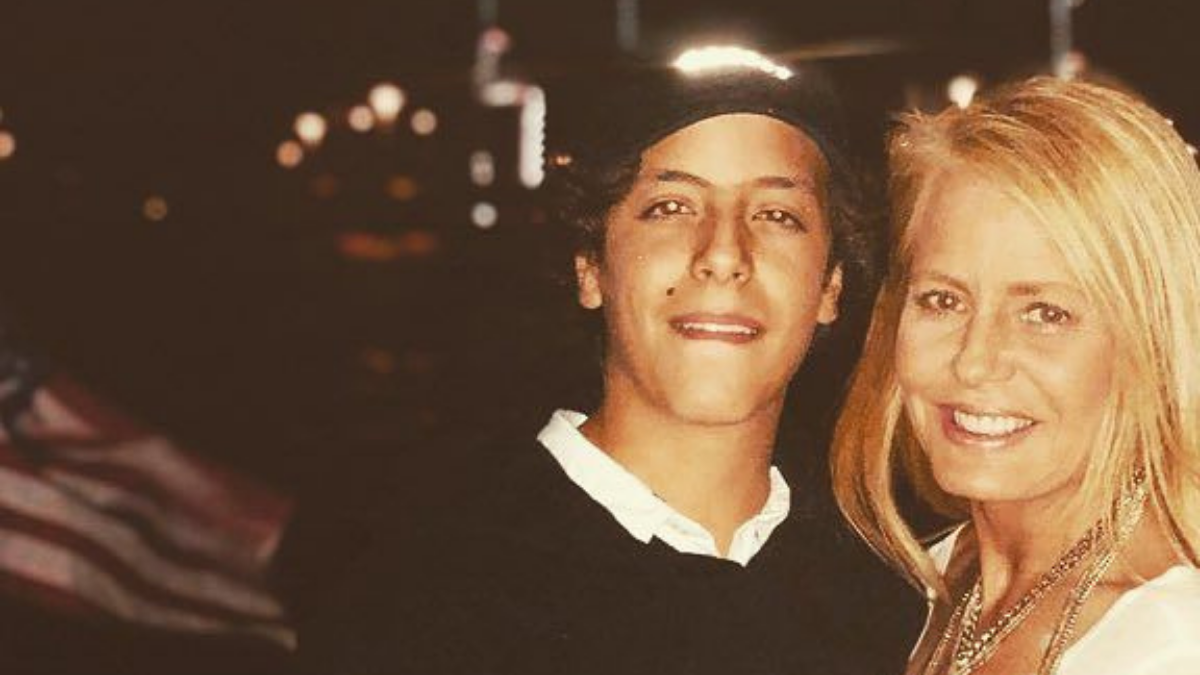 Cecilia Bolocco reveló las tentadoras ofertas de trabajo que recibe su hijo Máximo