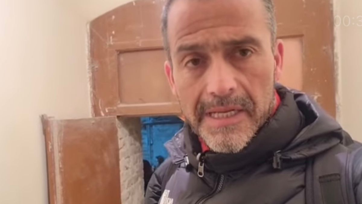 Iván Núñez tuvo que evacuar a un búnker en Ucrania producto de un ataque aéreo