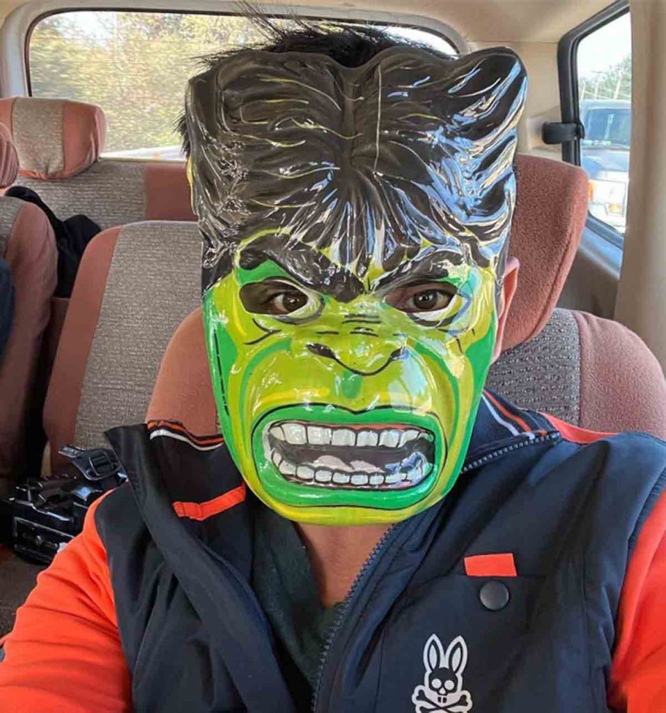 Juan Pablo Queraltó Con Máscara De Hulk