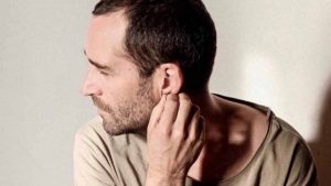 Nicolás Poblete denuncia abusos por parte de su tío en nuevo filme