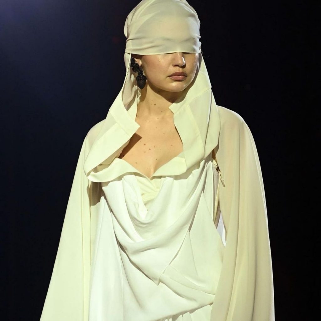 Publicación De Gigi Hadid