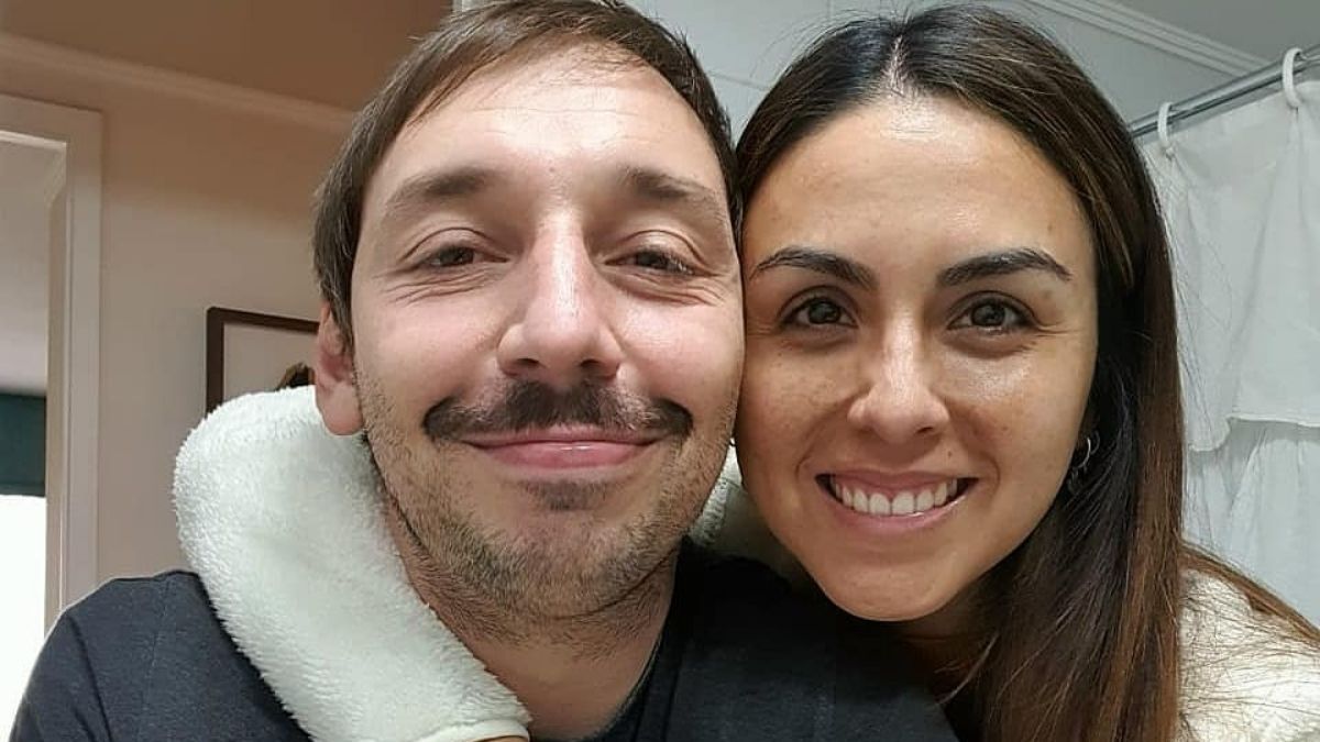 Rodrigo Gallina y Karina León celebran su décimo aniversario con bella foto