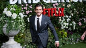 Mino del Día: Jonathan Bailey, el galán que saca suspiros en la serie Bridgerton