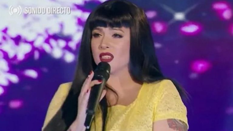 Imitadora De Mon Laferte En El Retador