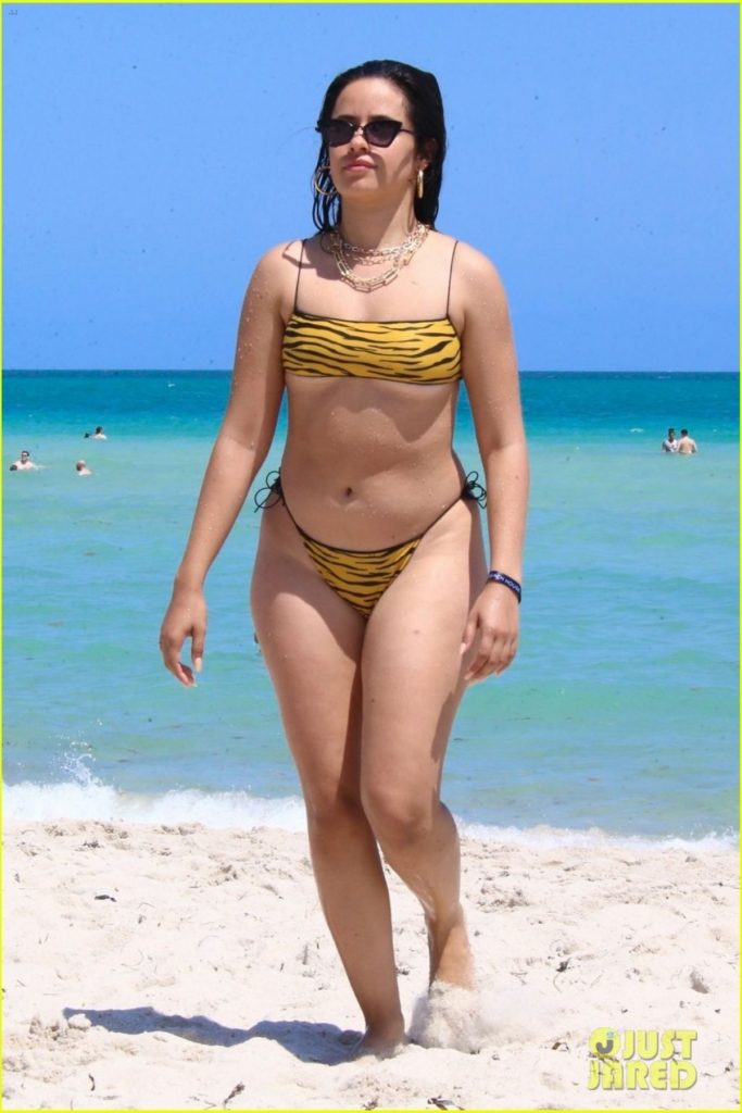 Camila Cabello Playa