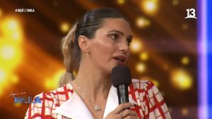 ¿Y su bailarín? Faloon Larraguibel llega sola al escenario de Aquí se Baila