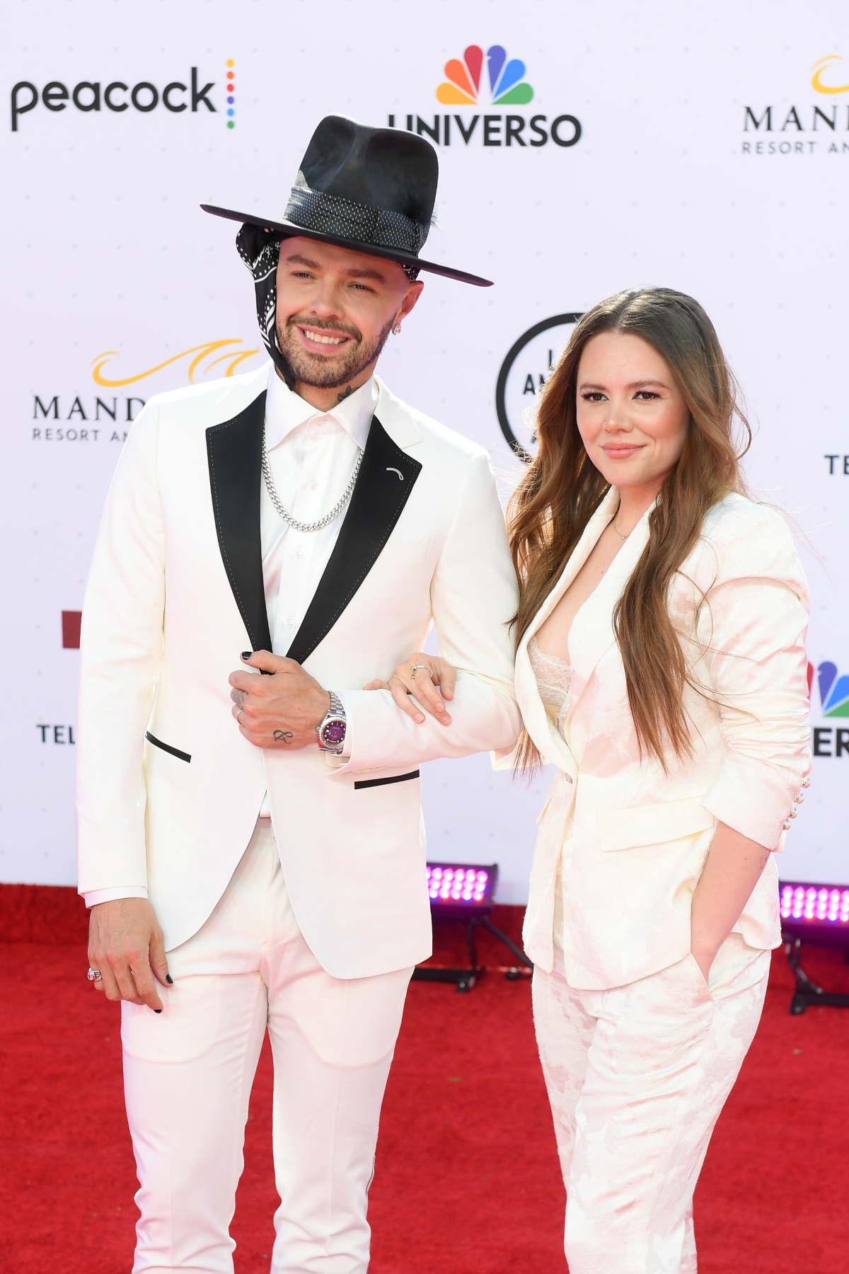 Jesse Y Joy