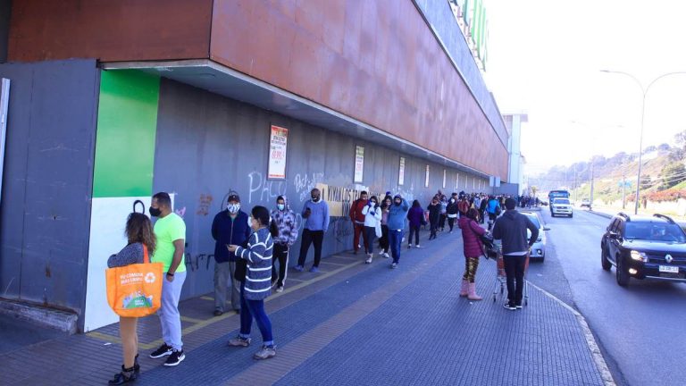 Supermercados en Semana Santa: cuáles están abiertos y en qué horarios