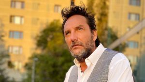 «Invitaba a todos los amigos porque además compraba amistad»: Daniel Fuenzalida confesará detalles íntimos de su vida en De tú a tú