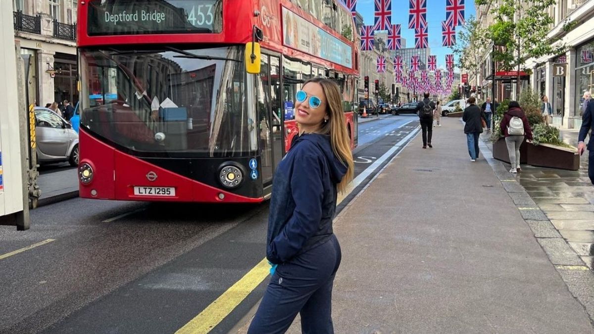 Maura Rivera muestra sus vacaciones en Inglaterra