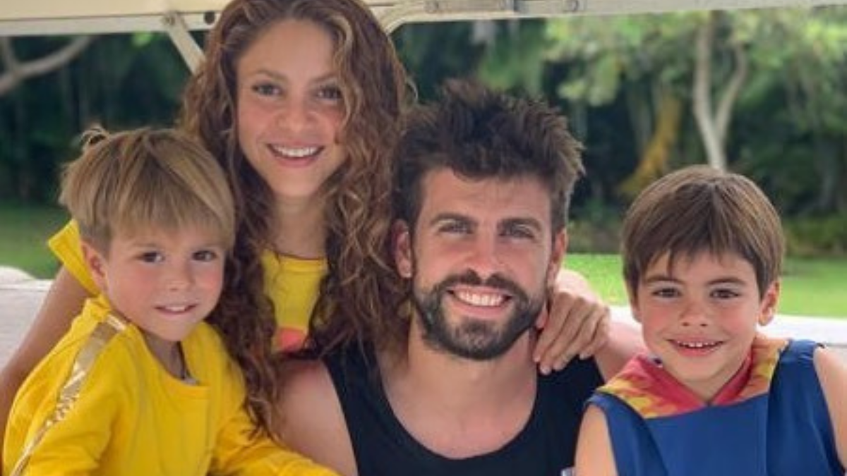 Pique Y Shakira Familia