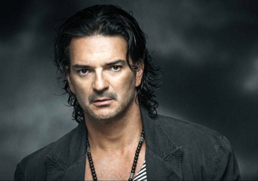 Ricardo Arjona recordó su primera vez en Chile "Me fui sin pena ni