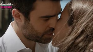 Las reacciones que dejó el beso entre Ignacio y Tamara en Amar Profundo