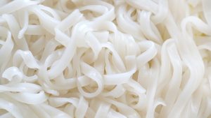 Fideos de arroz: ¿Cuáles son los beneficios de incluirlos en nuestra dieta?
