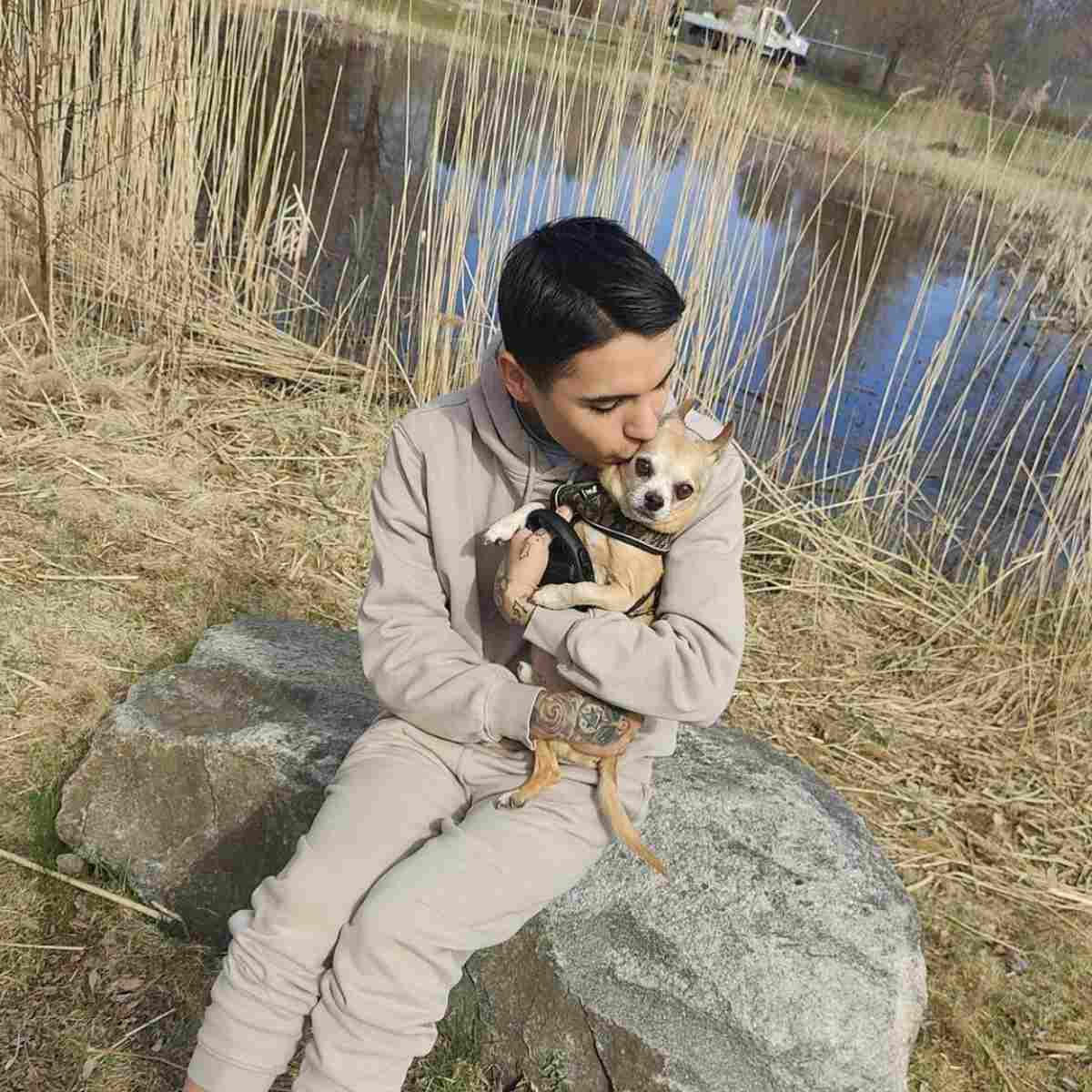 Leo Mendez Jr Mascota 