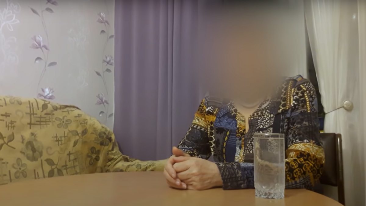 El video viral de la mujer que asegura que viene del año 3780