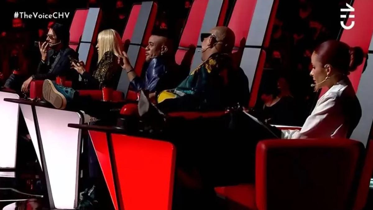 Yuri y Beto Cuevas hicieron una llamada a México para robar a participante en The Voice Chile