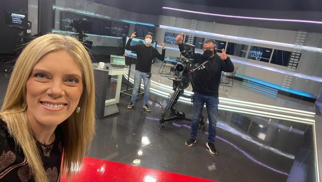 Mónica Rincón uñas