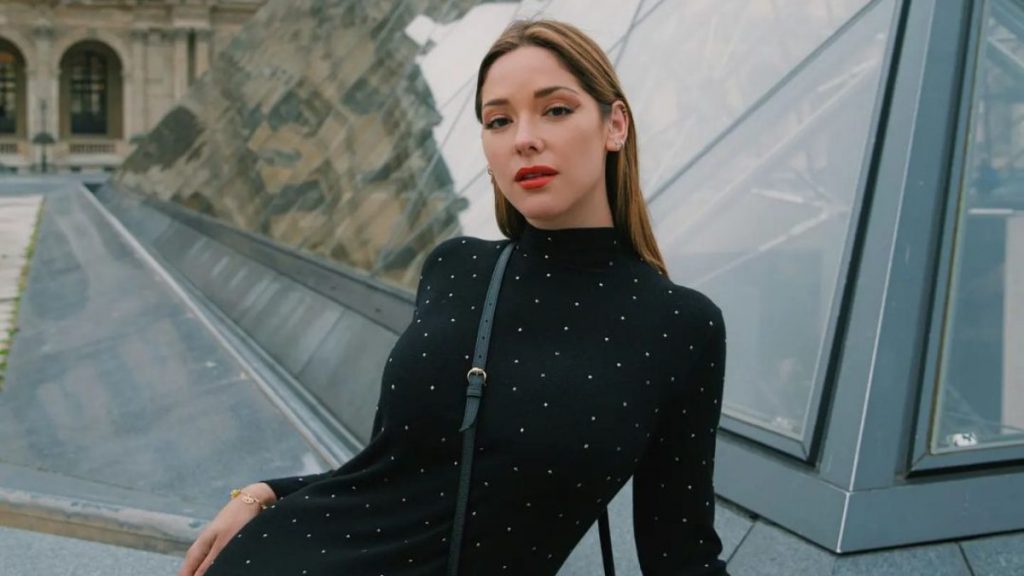 Critica Kel Calderon