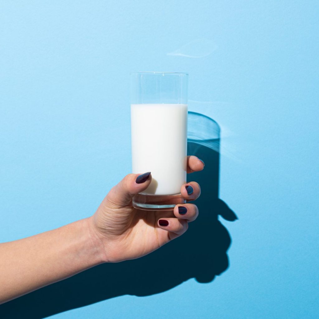 ¿Cuáles son los beneficios que entrega el consumo de la leche? — FMDOS